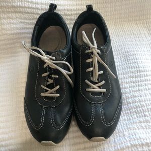 Rockport washable leather sneakers 7 1/2